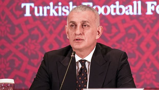 İbrahim Hacıosmanoğlu: 'Hakem derbide maçın sonucuna etki etmedi!'