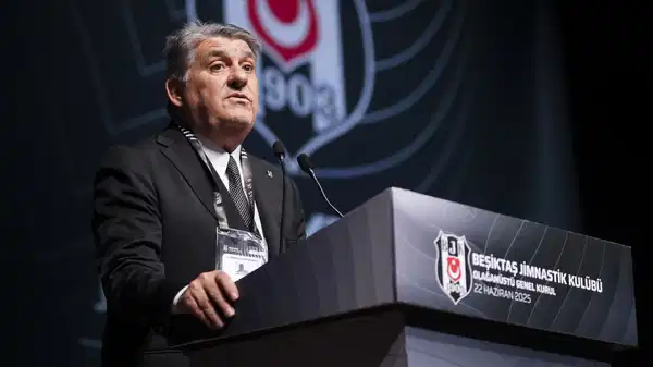Galatasaray maçına bir tepki de Beşiktaş'tan: 'Tüm Türkiye gördü, VAR gör(e)medi!'